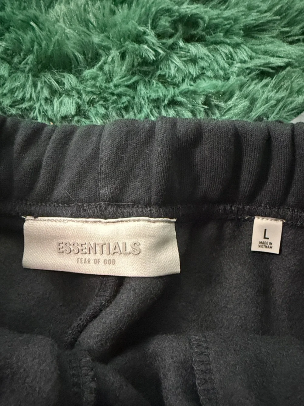 Fear Of God Essentials Stretch Limo Cuffed SweatPants - Picture 6 of 10